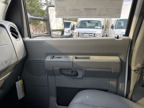New 2025 Ford E-350 and Econoline 350 Super Duty w/ Driver's Safety Package RWD image 27
