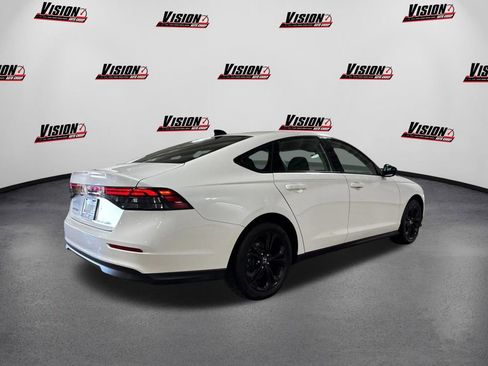 Used 2025 Honda Accord SE image 5