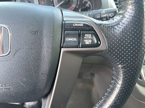 Used 2017 Honda Odyssey EX-L image 18