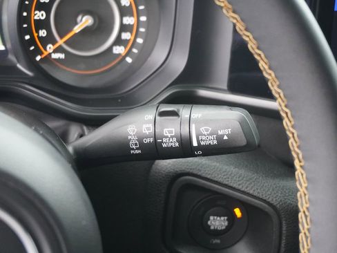 Used 2024 Jeep Wrangler Sport S image 17