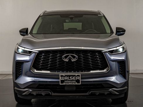 Used 2023 INFINITI QX60 Luxe AWD/4WD image 2
