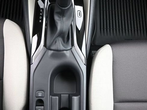 Used 2026 Toyota Corolla LE FWD image 20