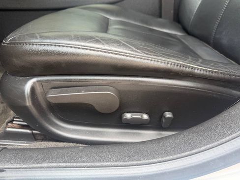 Used 2008 Chevrolet Impala LTZ FWD image 16
