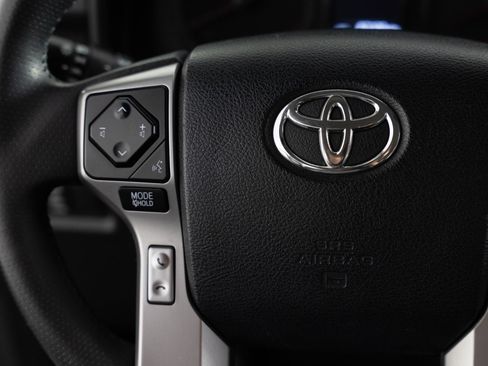 Used 2020 Toyota 4Runner SR5 Premium AWD/4WD image 31