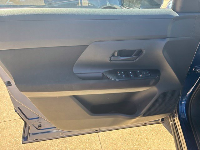 Used 2026 Nissan Kicks S FWD image 19