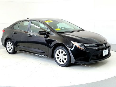 Certified 2024 Toyota Corolla LE FWD image 7