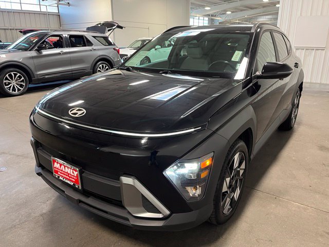 Used 2025 Hyundai Kona SEL FWD image 7