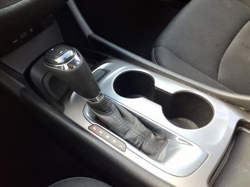 Used 2019 Chevrolet Malibu LS image 13