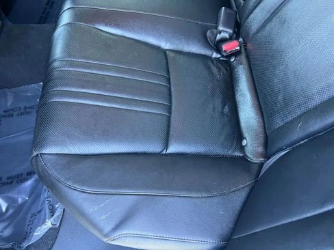 Used 2019 Honda Accord Touring image 21