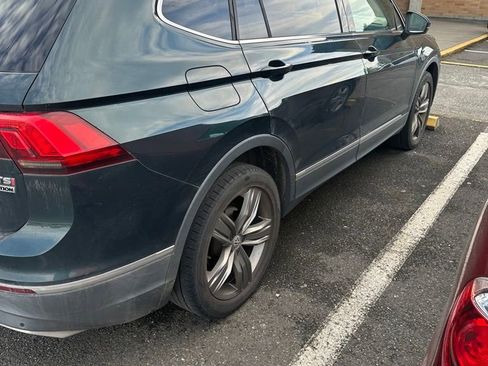 Used 2018 Volkswagen Tiguan SEL Premium w/ 3rd Row Seat Package image 5