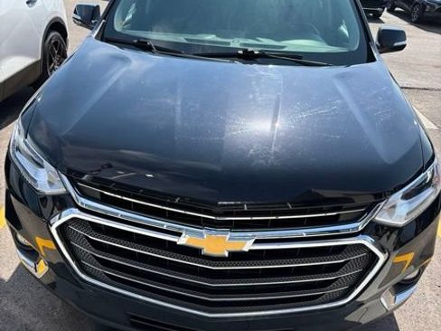 Used 2019 Chevrolet Traverse LT AWD/4WD image 2
