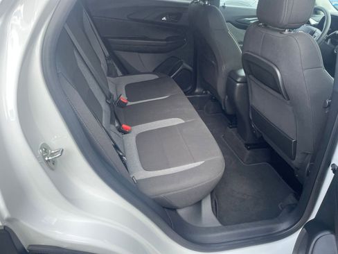 Used 2025 Chevrolet TrailBlazer LT image 38