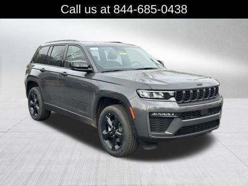 New 2026 Jeep Grand Cherokee Limited w/ Limited Altitude Package RWD image 3