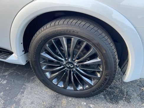 Used 2021 INFINITI QX80 Premium Select w/ All-Season Package AWD/4WD image 4