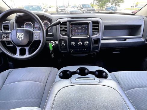 Used 2014 RAM 2500 Tradesman w/ Chrome Appearance Group AWD/4WD image 7