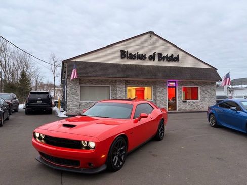 Used 2023 Dodge Challenger R/T w/ Plus Package RWD image 1