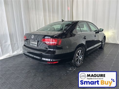 Used 2018 Volkswagen Jetta SE image 25