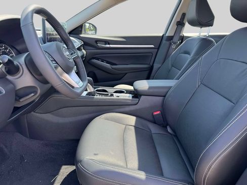 Certified 2025 Nissan Altima 2.5 SL FWD image 14