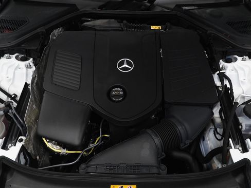 New 2026 Mercedes-Benz E 350 4MATIC Sedan image 31