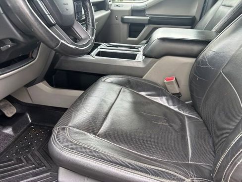 Used 2017 Ford F150 XLT w/ Equipment Group 302A Luxury AWD/4WD image 10