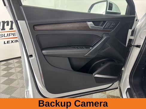 Used 2023 Audi Q5 2.0T Premium Plus w/ Premium Plus Package AWD/4WD image 10