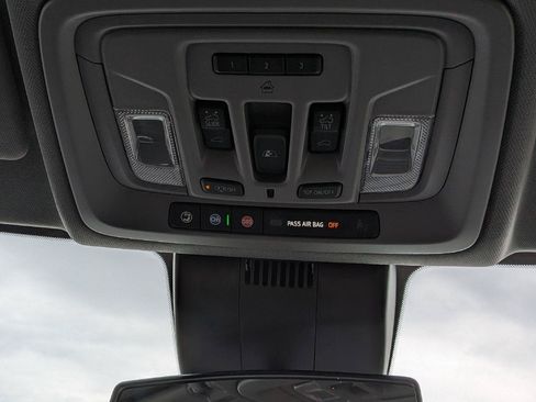 New 2026 GMC Sierra 1500 Elevation w/ Elevation Premium Package AWD/4WD image 18