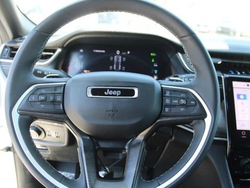 Used 2024 Jeep Grand Cherokee Limited 4xe AWD/4WD image 21