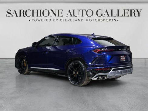 Used 2019 Lamborghini Urus AWD/4WD image 27