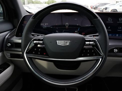 New 2026 Cadillac Vistiq Sport w/ LPO, Floor Liner Package image 69