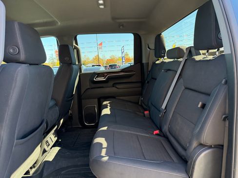 Used 2024 GMC Sierra 1500 Elevation w/ LPO, GMC Protection Package image 19