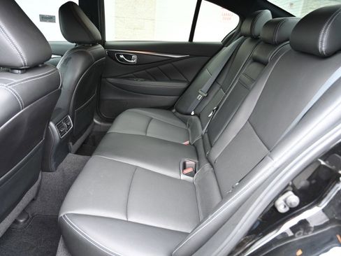 Used 2023 INFINITI Q50 Sensory image 18