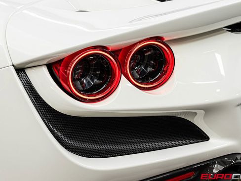 Used 2021 Ferrari F8 Tributo image 23