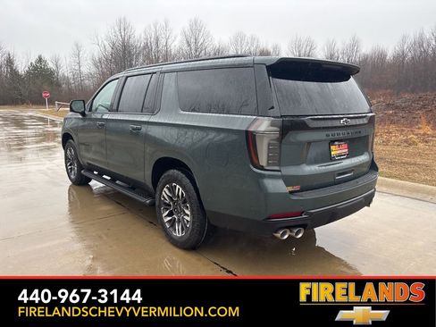 New 2026 Chevrolet Suburban Z71 w/ Z71 Off-Road Package image 7