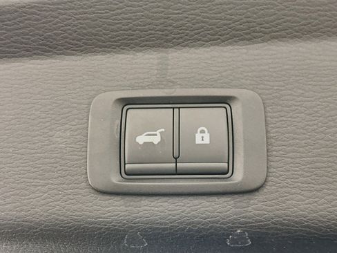 Used 2024 Mitsubishi Outlander SE AWD/4WD image 32