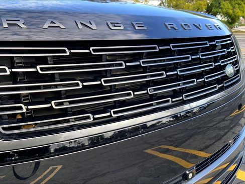 Used 2023 Land Rover Range Rover SE AWD/4WD image 31