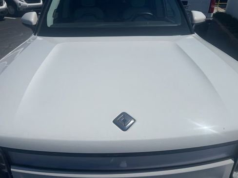 Used 2023 Rivian R1S Adventure image 14