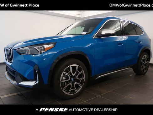 Used 2025 BMW X1 xDrive28i w/ Technology Package image 1