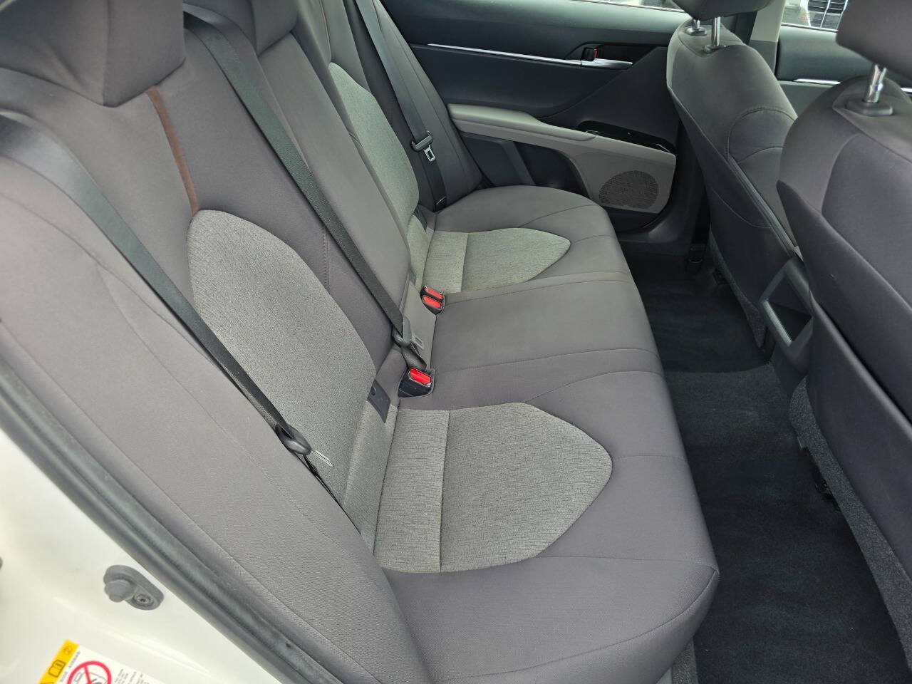 Used 2018 Toyota Camry LE w/ Convenience Package FWD image 26