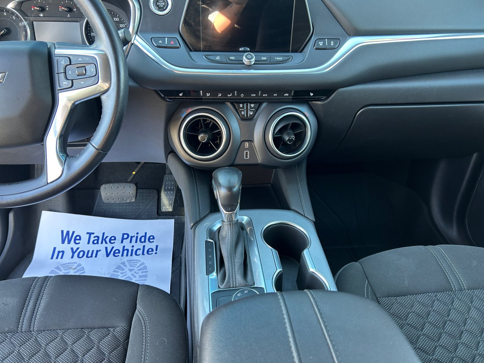 Used 2020 Chevrolet Blazer LT FWD image 11