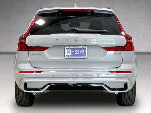 New 2026 Volvo XC60 B5 Ultra w/ Protection Package Premier AWD/4WD image 4