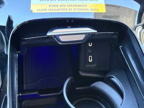 New 2026 Mercedes-Benz GLC 300 4MATIC image 17