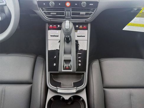 New 2026 Porsche Macan S AWD/4WD image 20