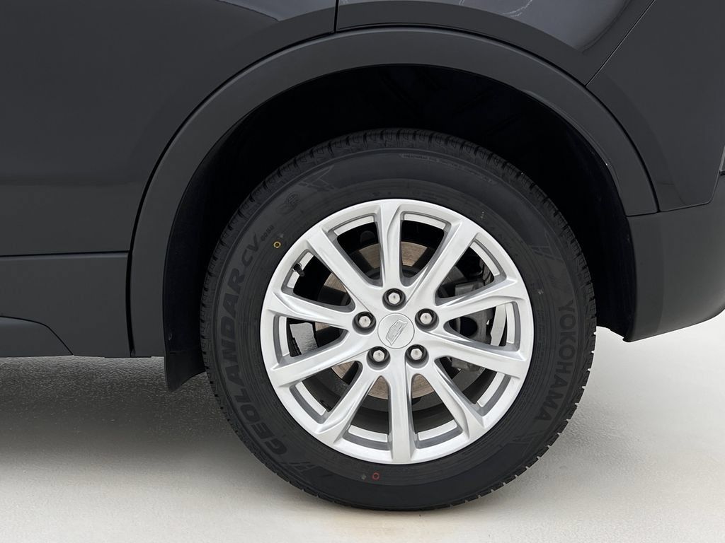 Used 2021 Cadillac XT4 Luxury w/ Cold Weather Package AWD/4WD image 27