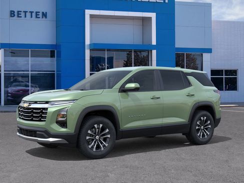 New 2026 Chevrolet Equinox LT w/ Safety and Technology Package image 2