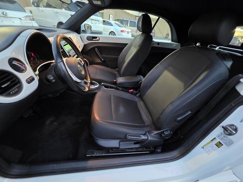 Used 2015 Volkswagen Beetle 1.8T image 16