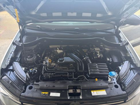 Used 2025 Volkswagen Taos S image 32