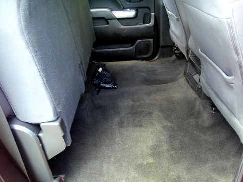 Used 2018 Chevrolet Silverado 1500 LT w/ All Star Edition image 45