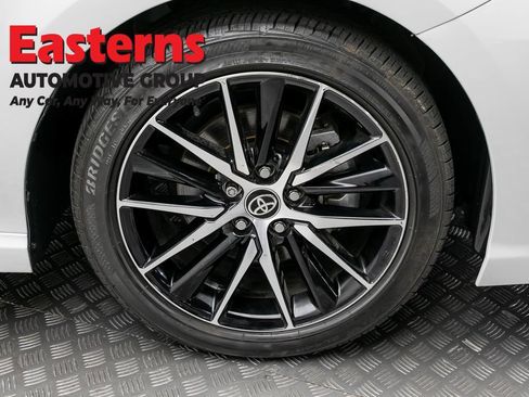 Used 2024 Toyota Camry SE w/ Cold Weather Package FWD image 30