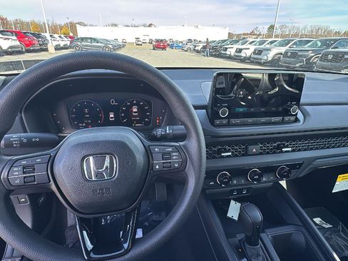 New 2025 Honda Accord SE image 20