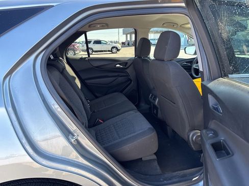 Used 2023 Chevrolet Equinox LT image 14